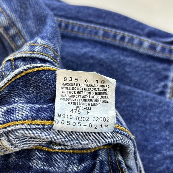 Vintage Levi's 505 Straight Leg Jeans Men W42 L32 Blue Denim Made in Canada - Picture 7 of 9